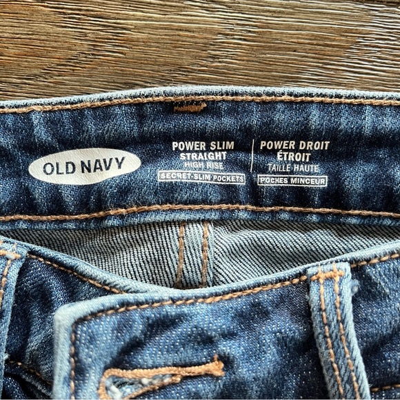 Old Navy Women’s High Rise Distressed Power Slim Straight Jeans Dark Wash Size 6 - Picture 4 of 6